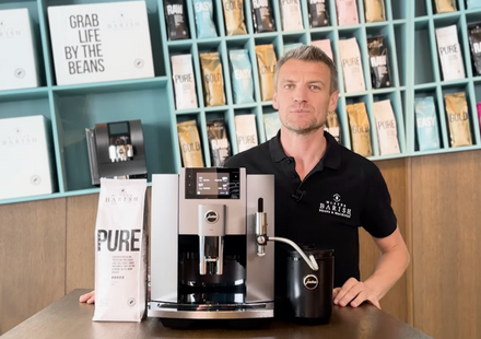 JURA J8 : réglages, entretien et les bons grains