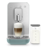 Smeg BCC13 koffiemachine - Emerald Groen - melkreservoir - latte