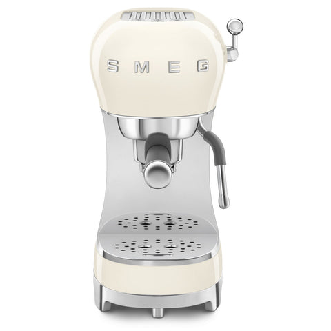 Smeg ECF02 - Ecrue avec 60 € de cashback